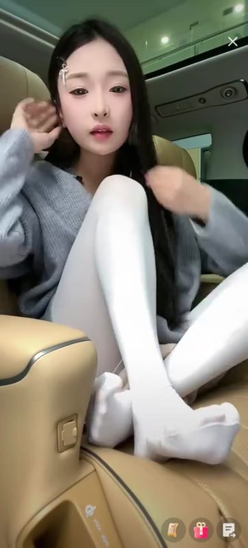 白丝玉足直播✪ω✪-blog